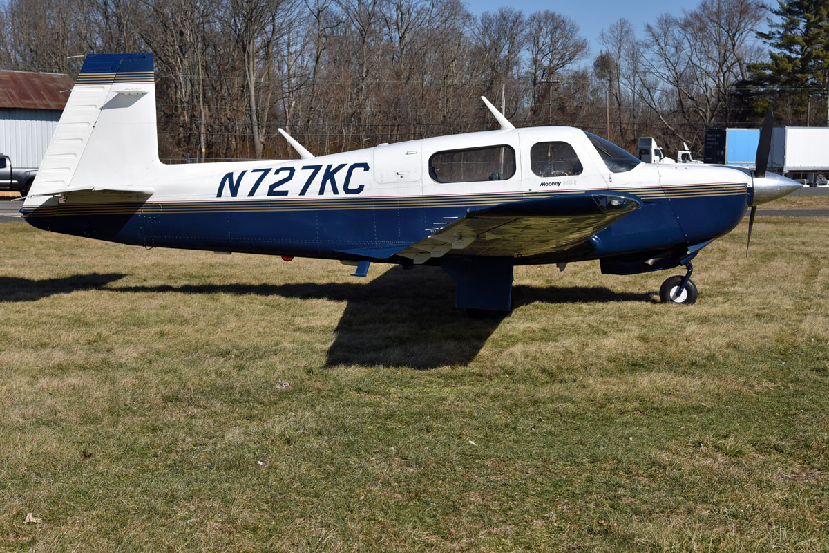 N727KC_1853-b