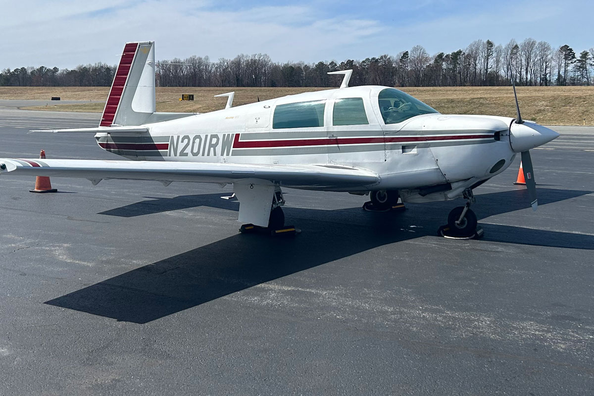 N201RW_4020-b